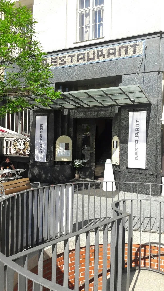 Náhled webu Grandezza Restaurant — Gastronomie